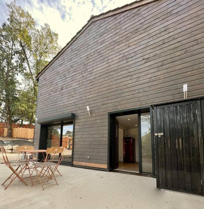 Le Petit Coin Du Fau Appartement Montauban Buitenkant foto